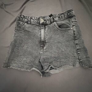 Art Class Charcoal Jean Shorts